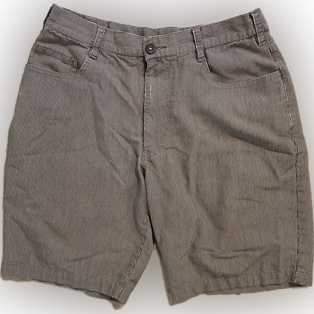 WRV shorts, size 29, color gray and white stripes